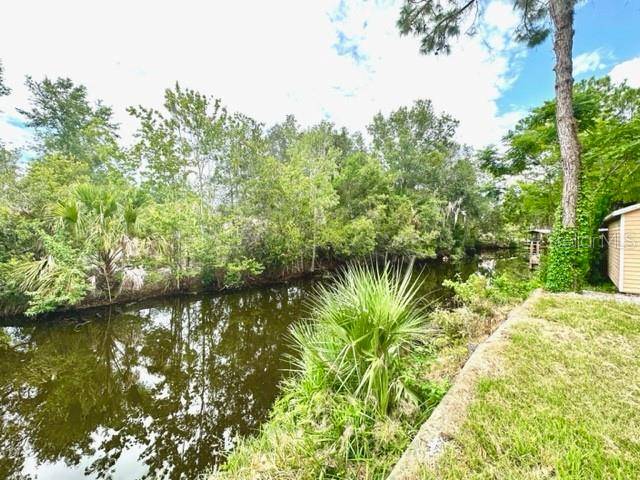 30820 GLENN DR, Tavares, FL 32778