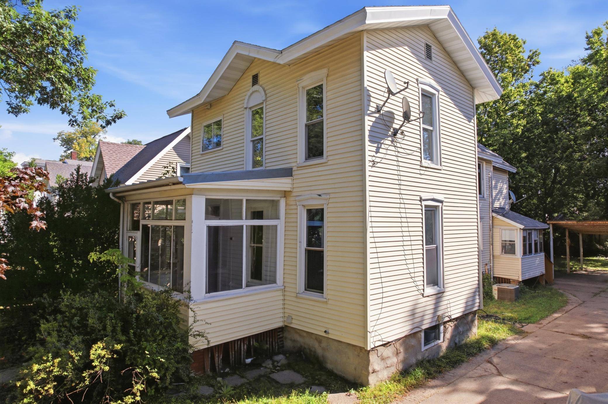 468 Main ST, Winona, MN 55987