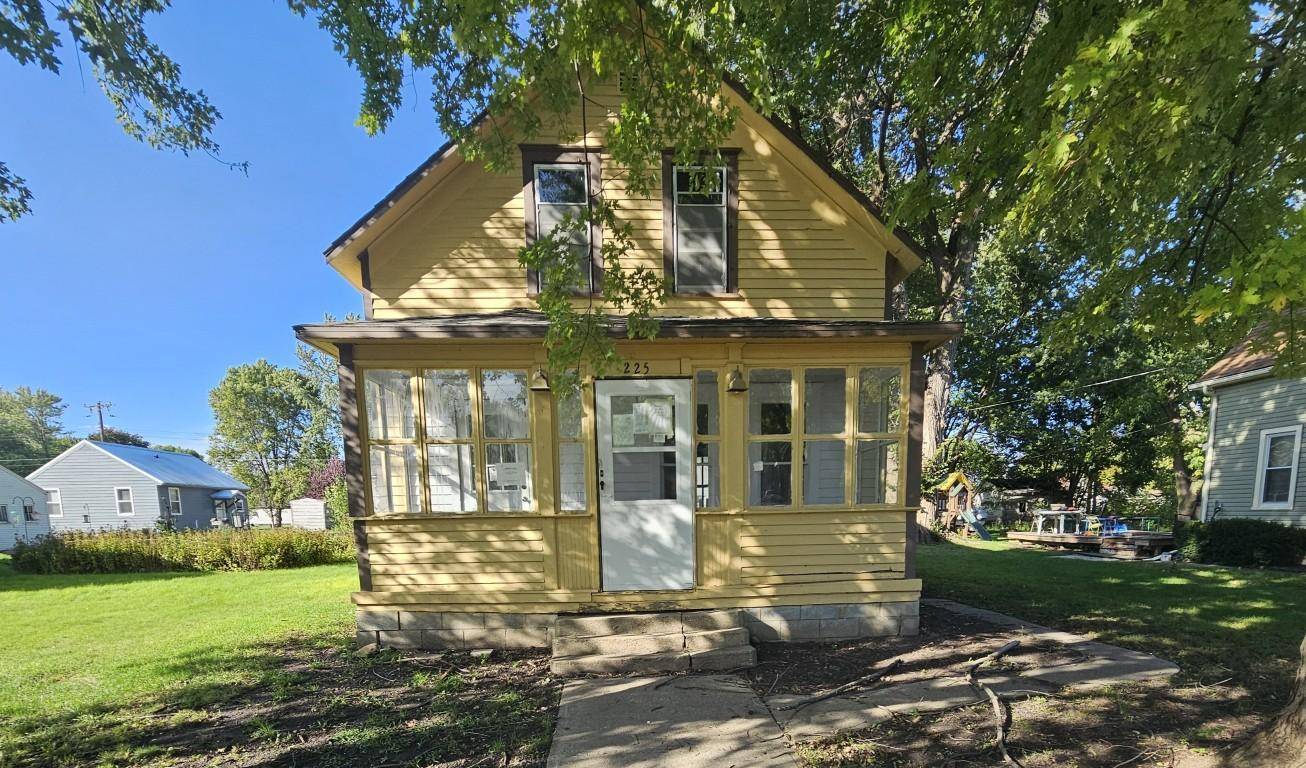 225 Union ST, Tracy, MN 56175