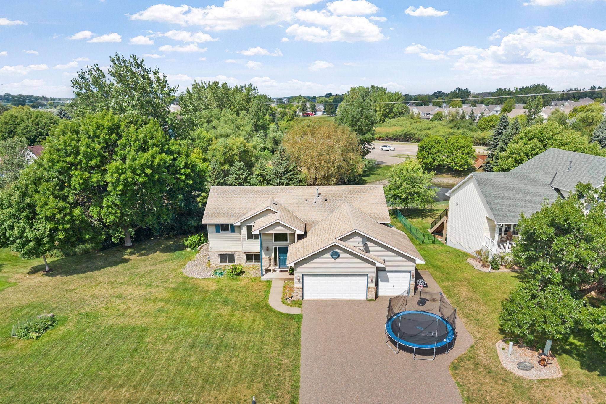 18566 96th PL N, Maple Grove, MN 55311