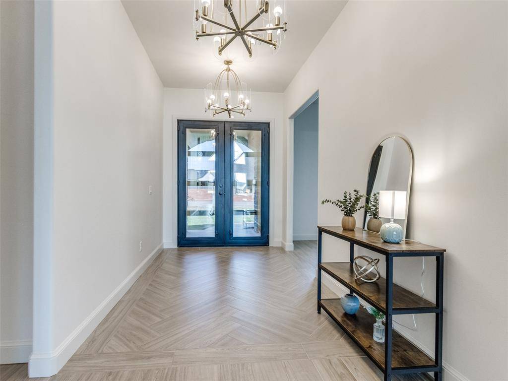 948 Dorsi CIR, Newcastle, OK 73065