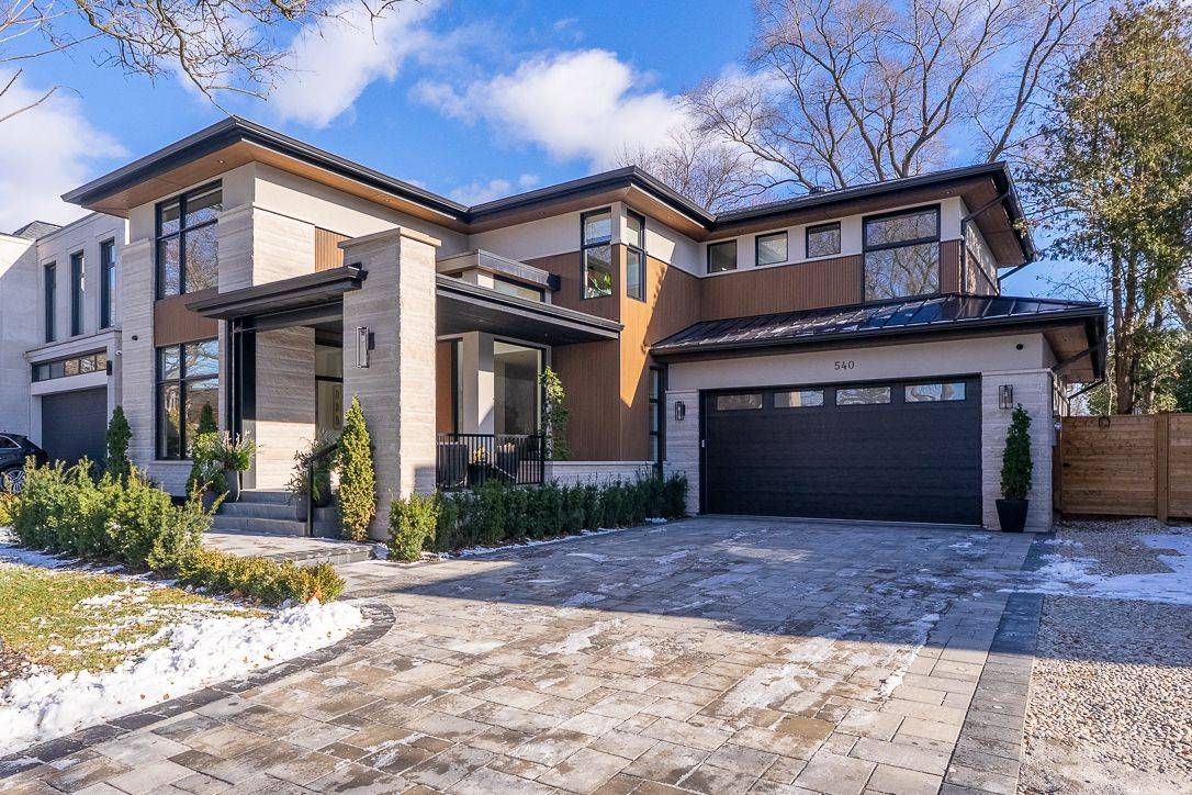 540 Patricia DR, Oakville, ON L6K 1M2