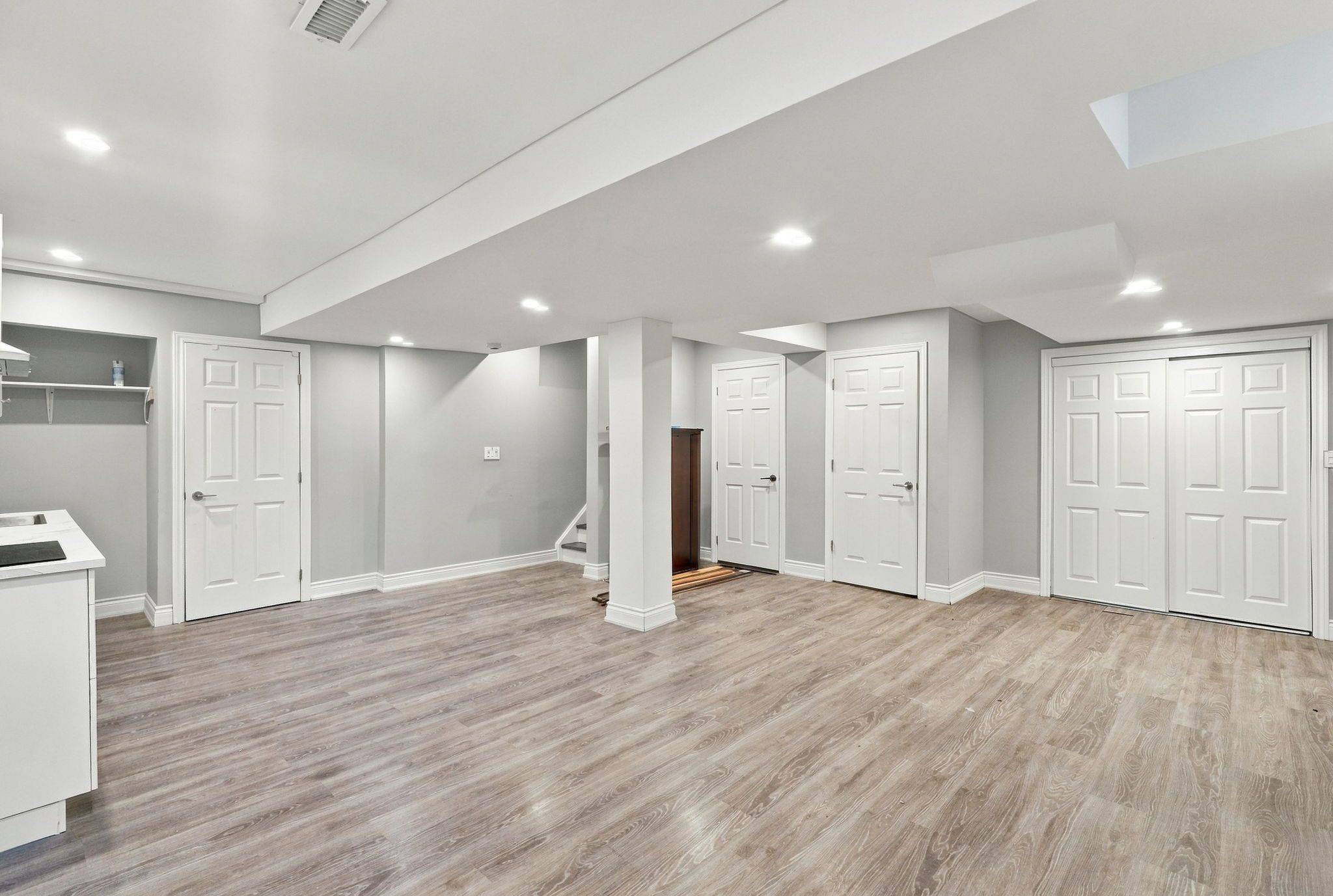 1011 Mccuaig DR #bsmt, Milton, ON L9T 6S4