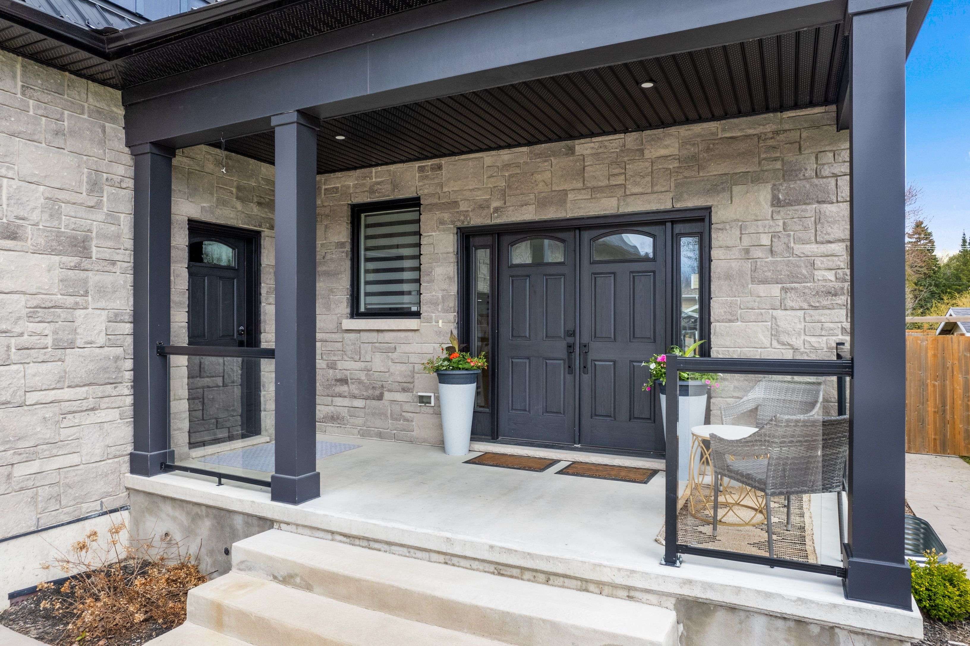 107 Ottawa AVE, Saugeen Shores, ON N0H 2L0