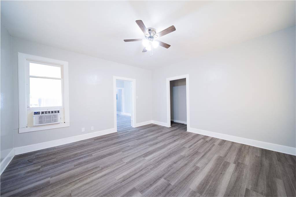 921 Sunset Avenue, Dallas, TX 75208