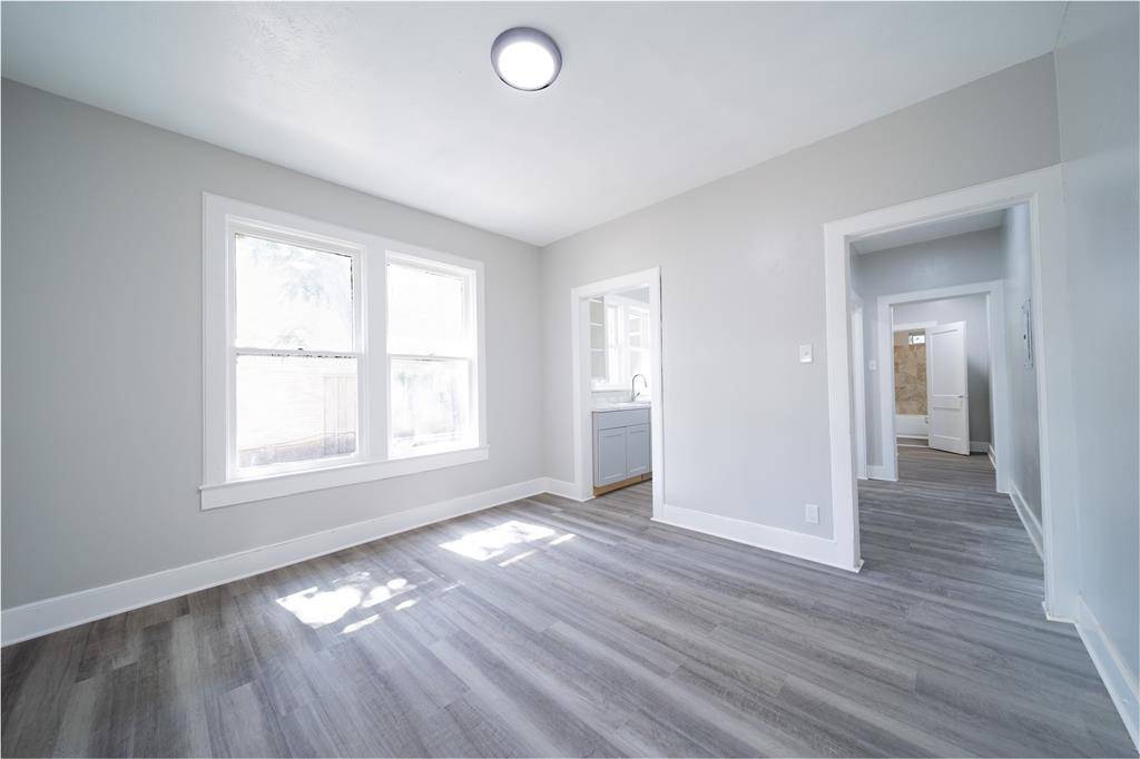 921 Sunset Avenue, Dallas, TX 75208