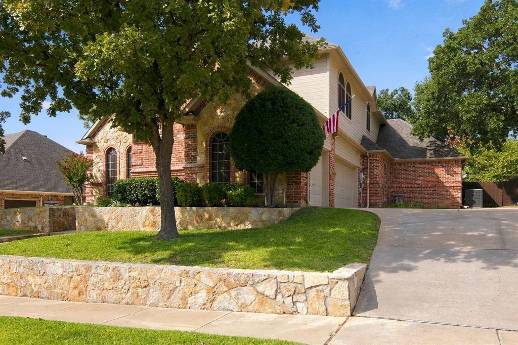 7921 Shady Oaks Drive, North Richland Hills, TX 76182