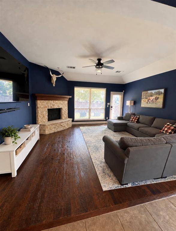 3000 Dunverny, The Colony, TX 75056
