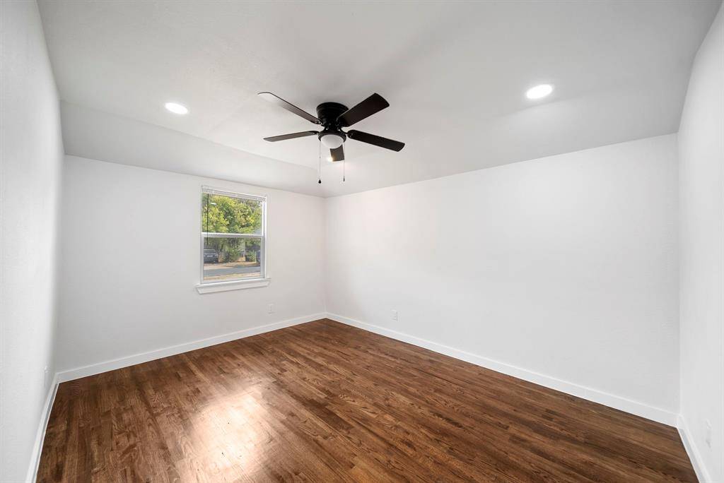 2451 Hudspeth Avenue, Dallas, TX 75216