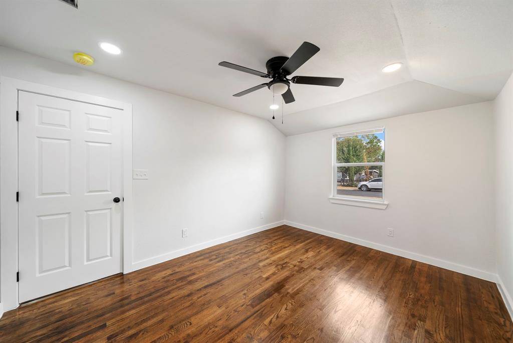2451 Hudspeth Avenue, Dallas, TX 75216