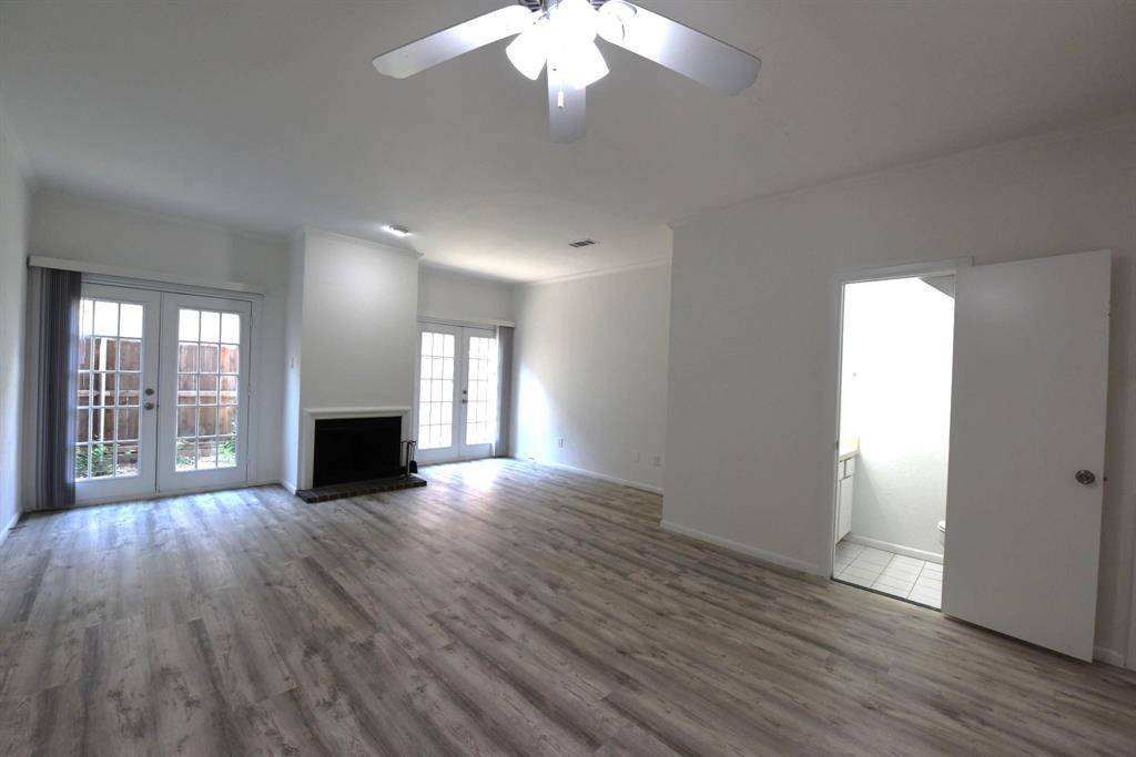 2727 Shelby Avenue #M, Dallas, TX 75219