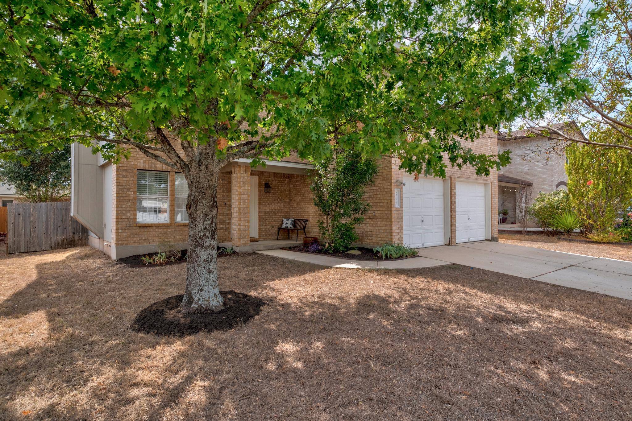 709 Black Isle DR, Pflugerville, TX 78660