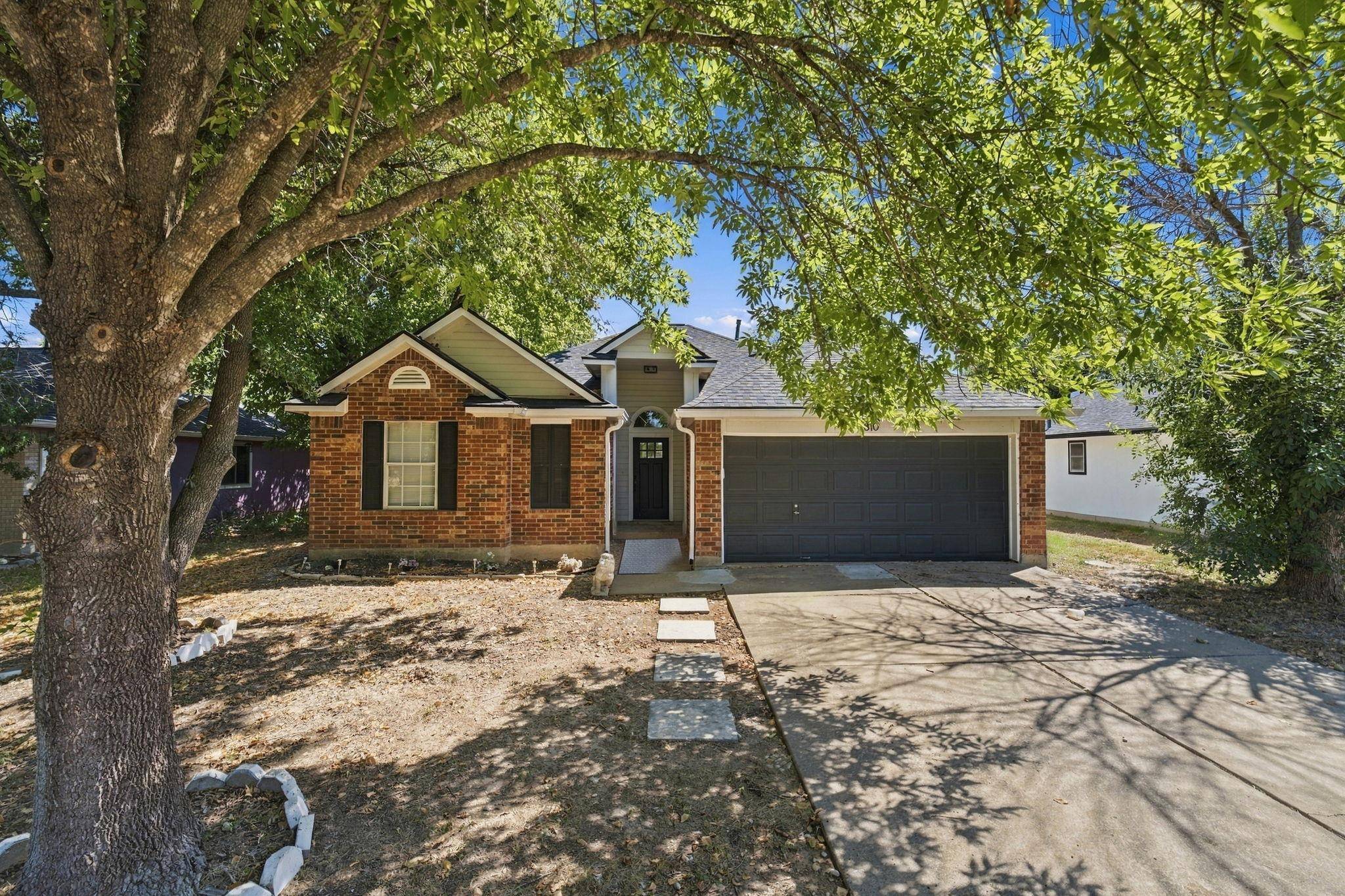 810 Honeysuckle DR, Leander, TX 78641