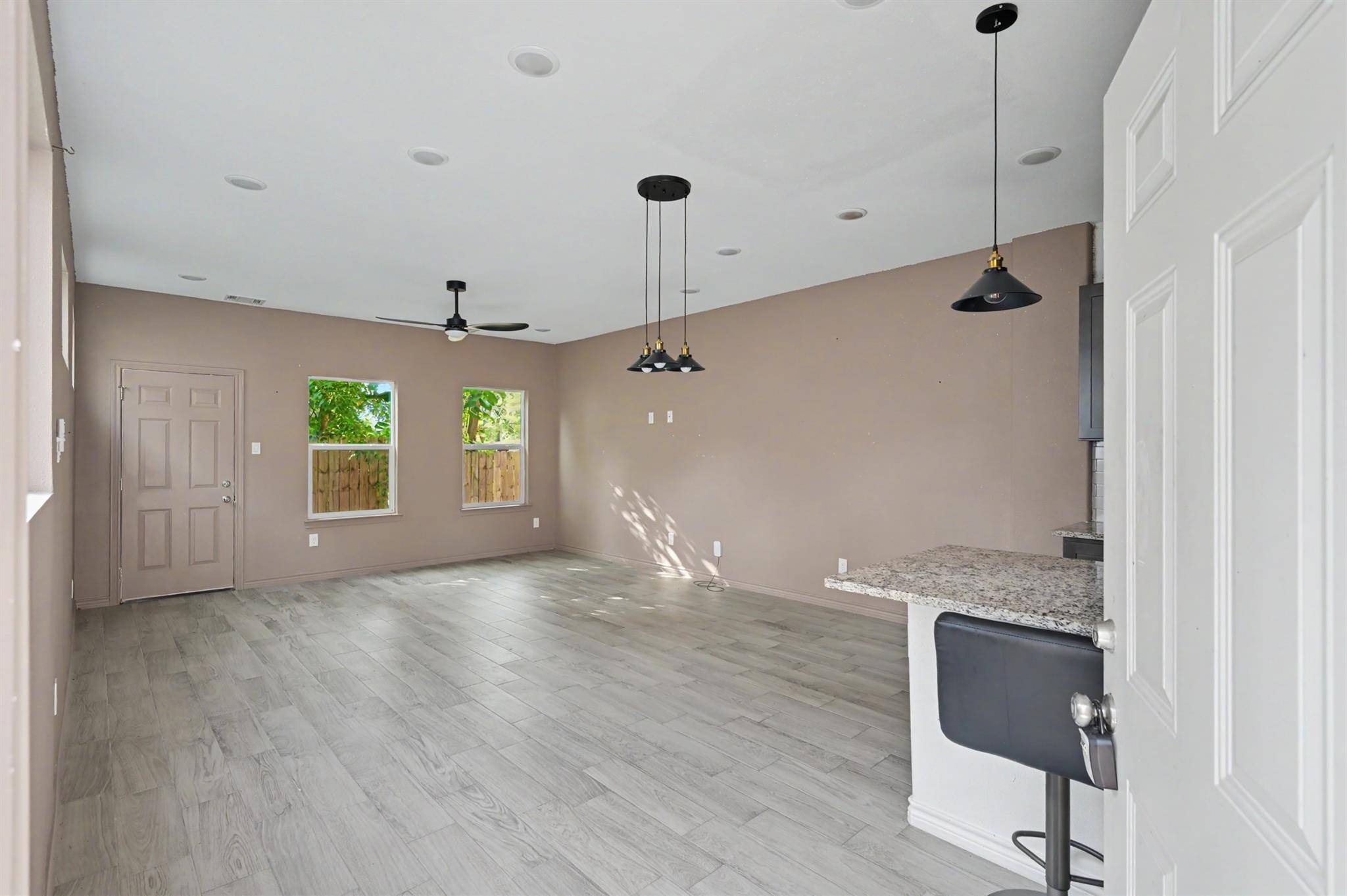10180 Barberry ST, Willis, TX 77318