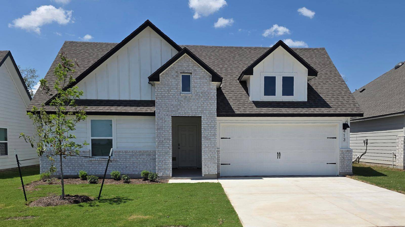 413 Hector LOOP, Georgetown, TX 78626