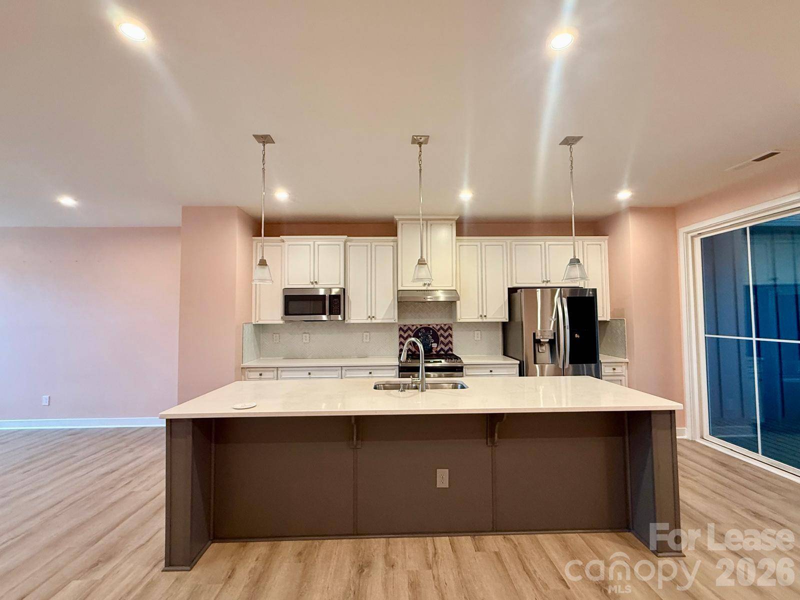 928 Portrush LN, Tega Cay, SC 29708