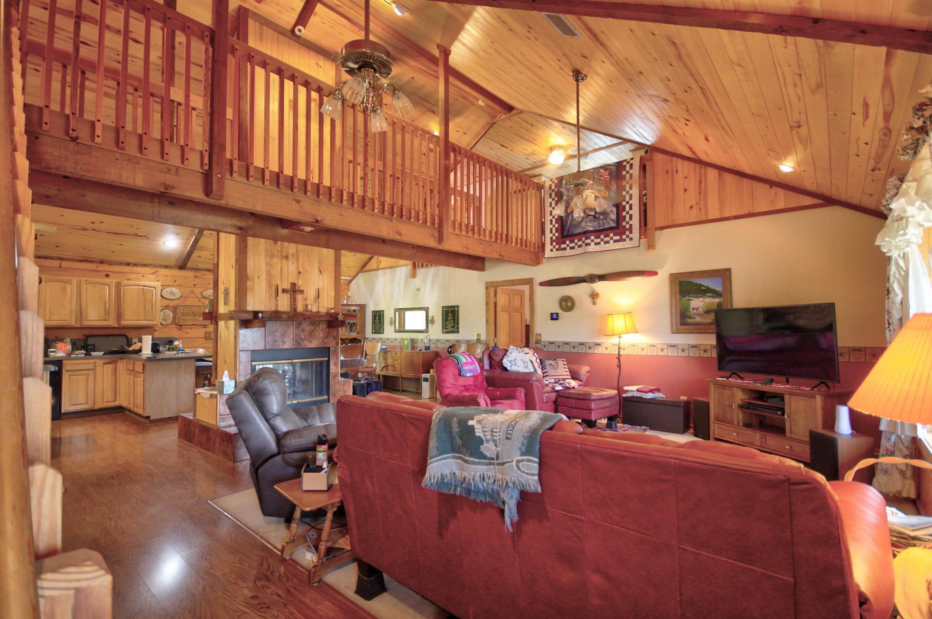 138 Offer Lane LN, Llano, TX 78643