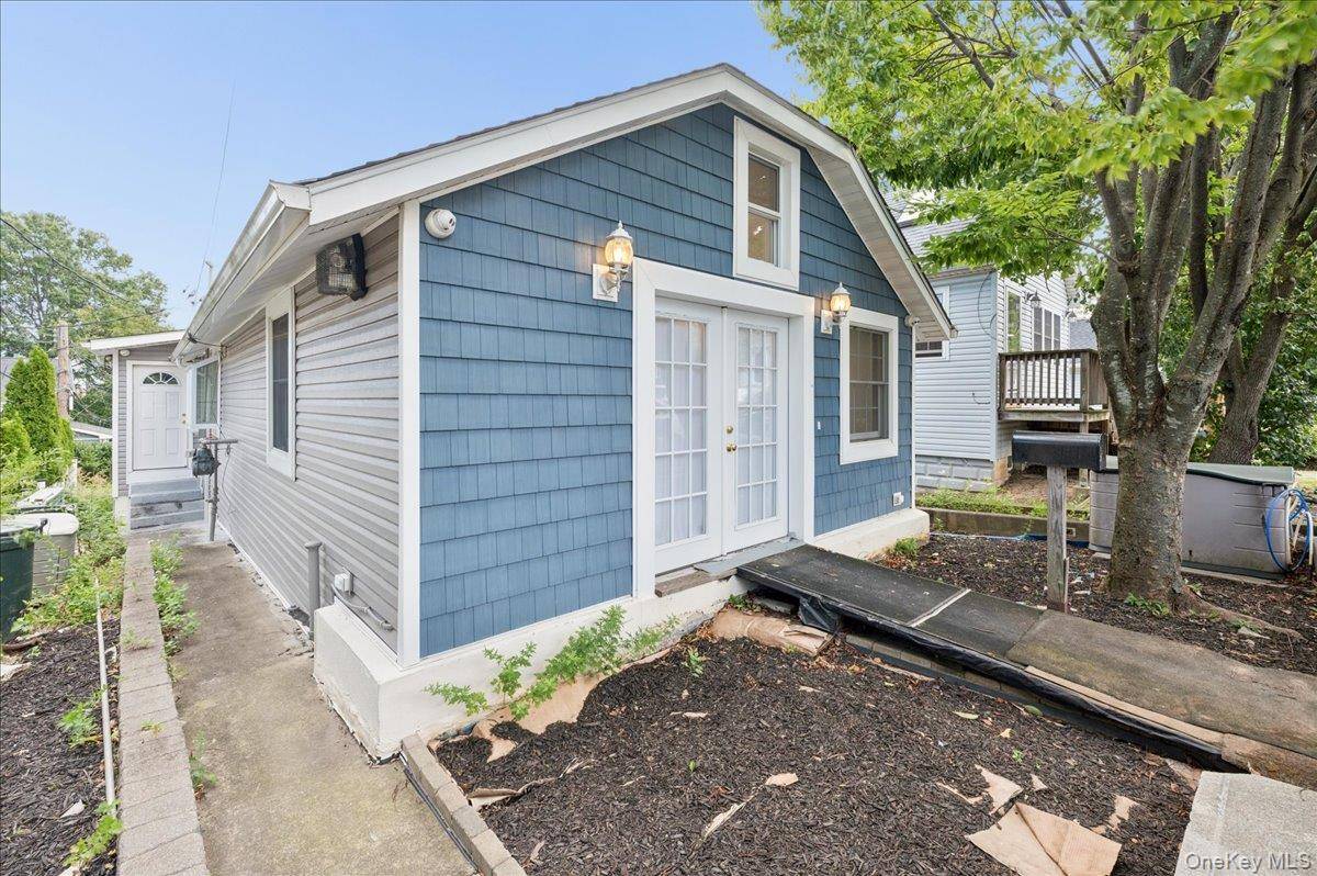 72 Poplar AVE #72, Bronx, NY 10465