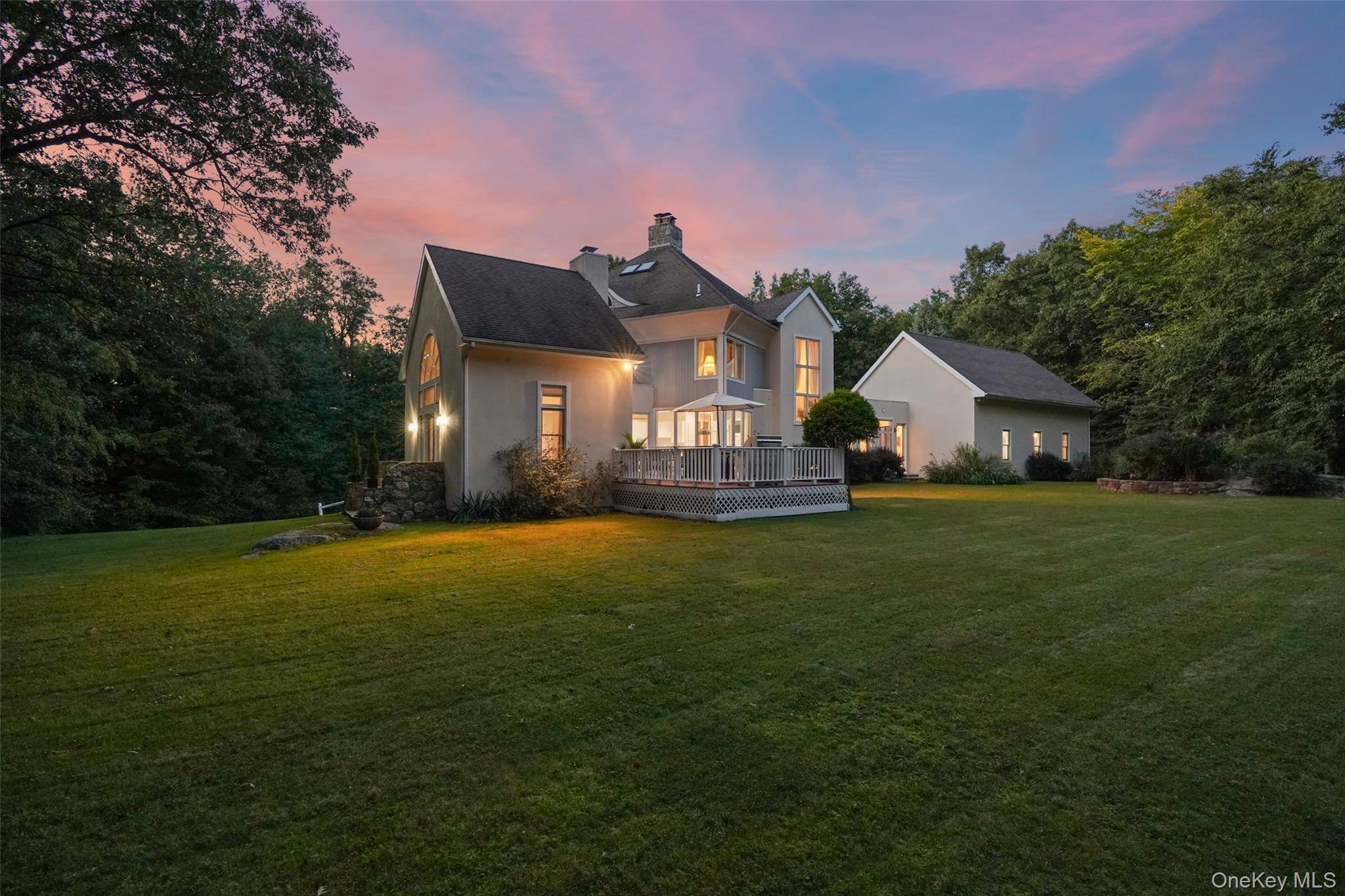 4 Mica PL, Bedford, NY 10506