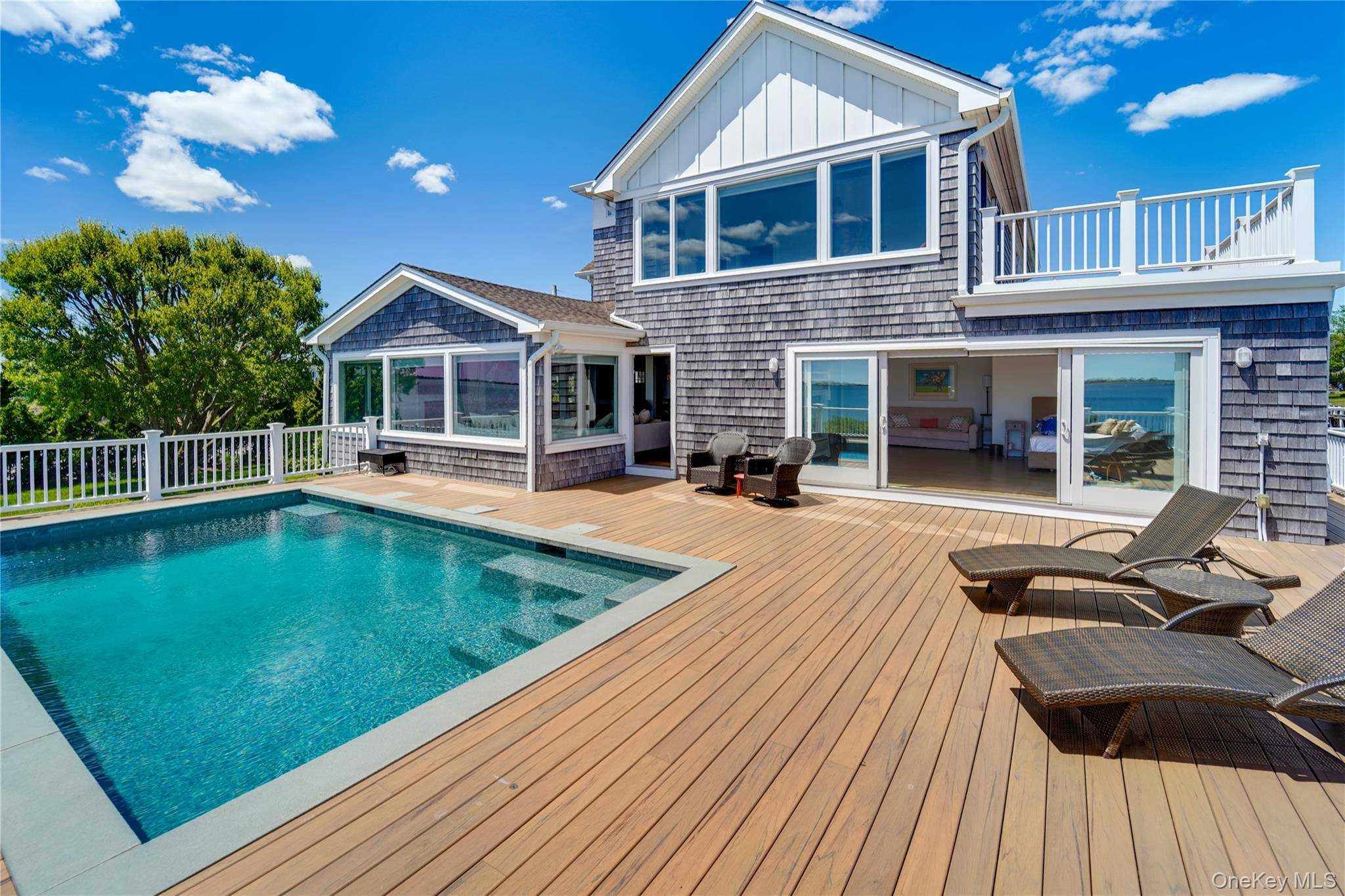 43 Tarpon RD, East Quogue, NY 11942
