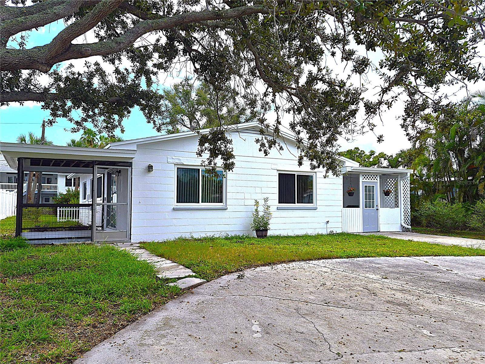 355 39TH AVE, St Pete Beach, FL 33706