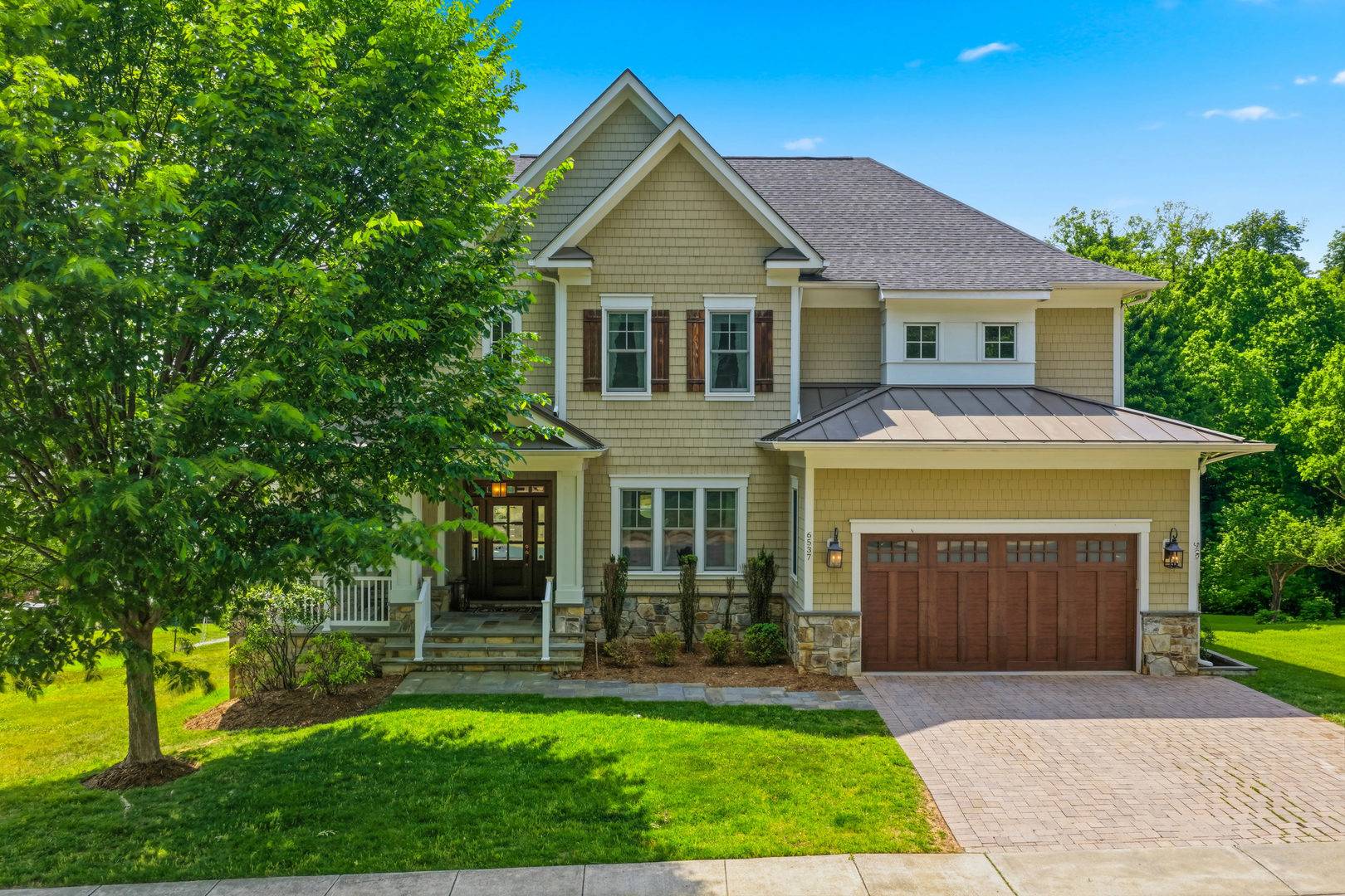 6537 35th RD N, Arlington, VA 22213