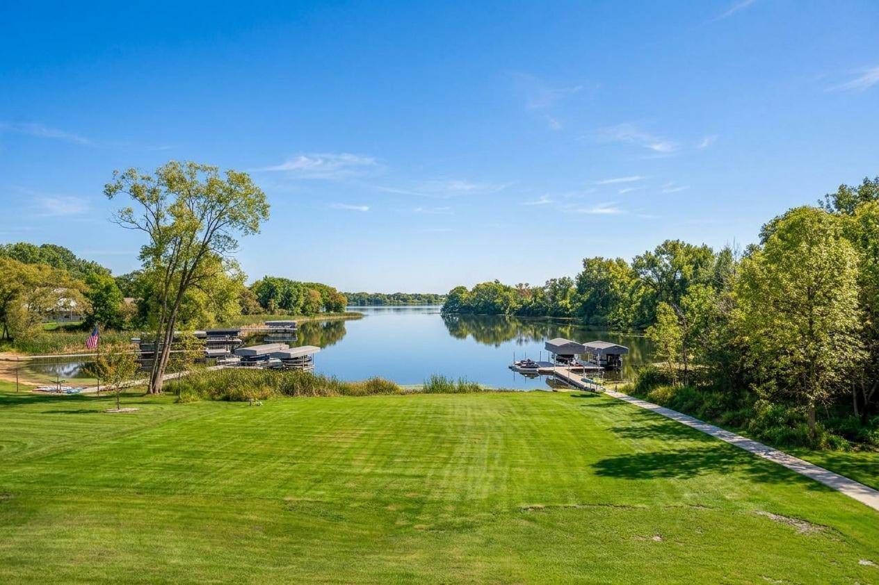 7193 12th ST NW, Willmar, MN 56201