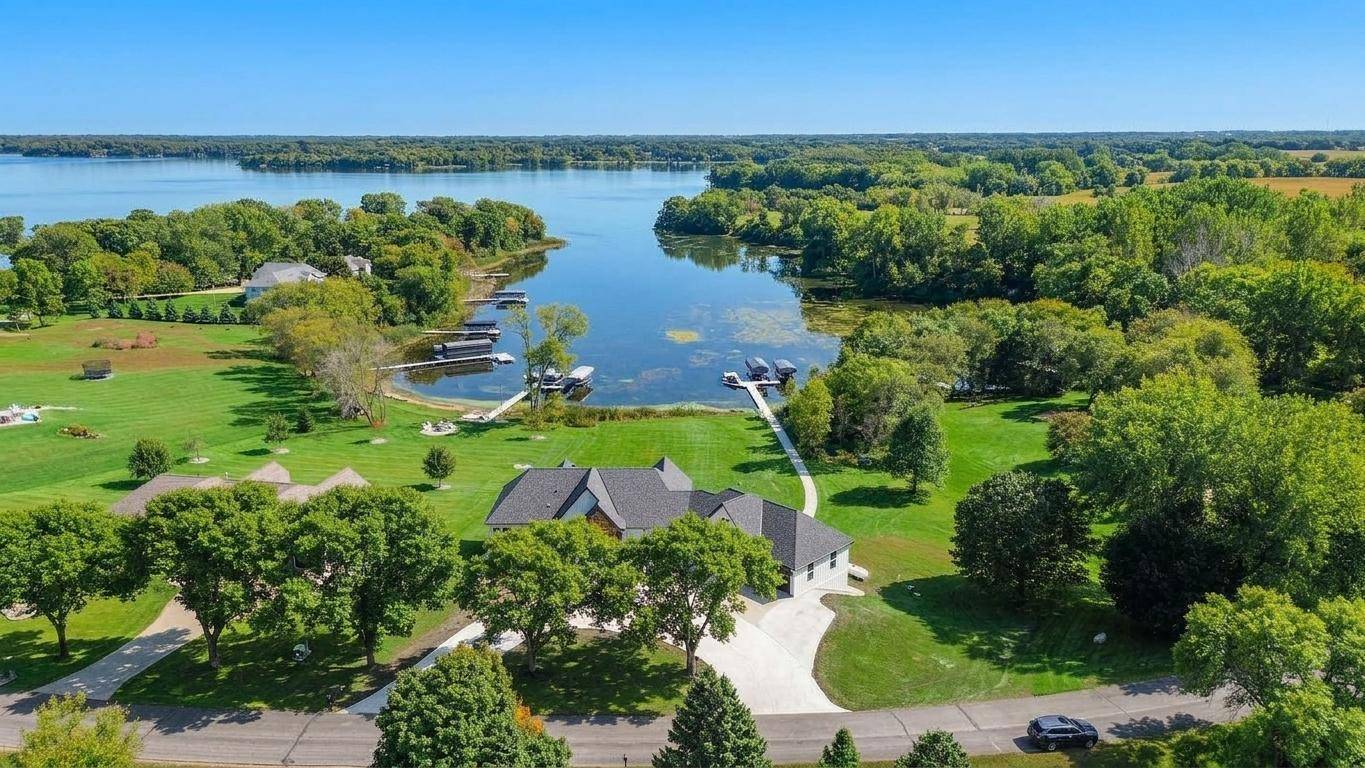 7193 12th ST NW, Willmar, MN 56201