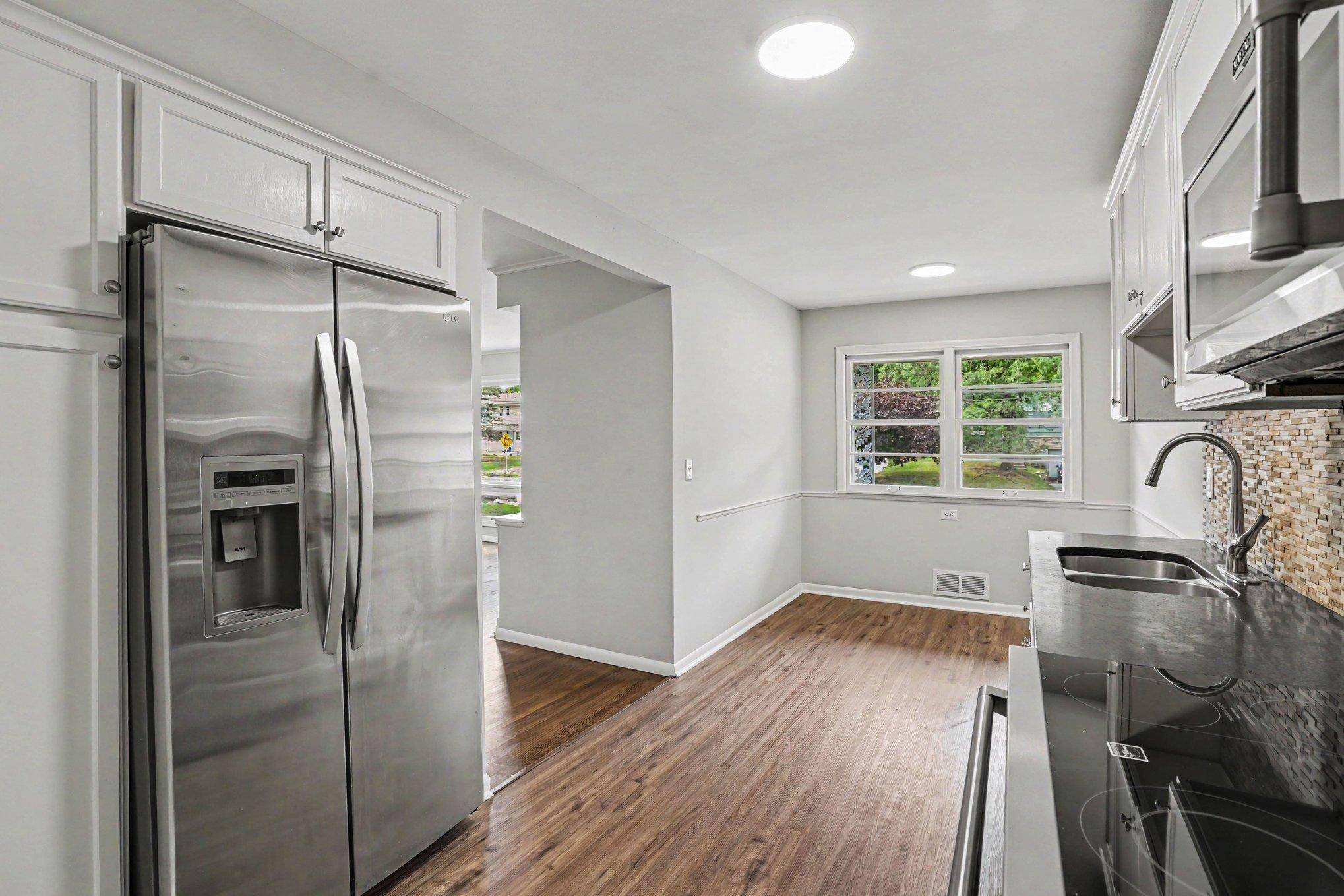 6117 France AVE S, Edina, MN 55410