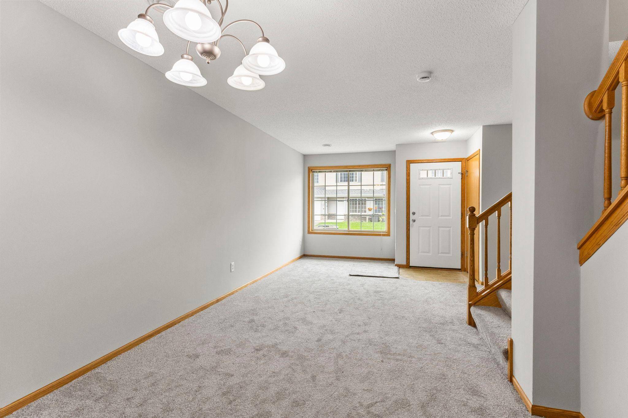 315 Roosevelt ST S #G, Cambridge, MN 55008