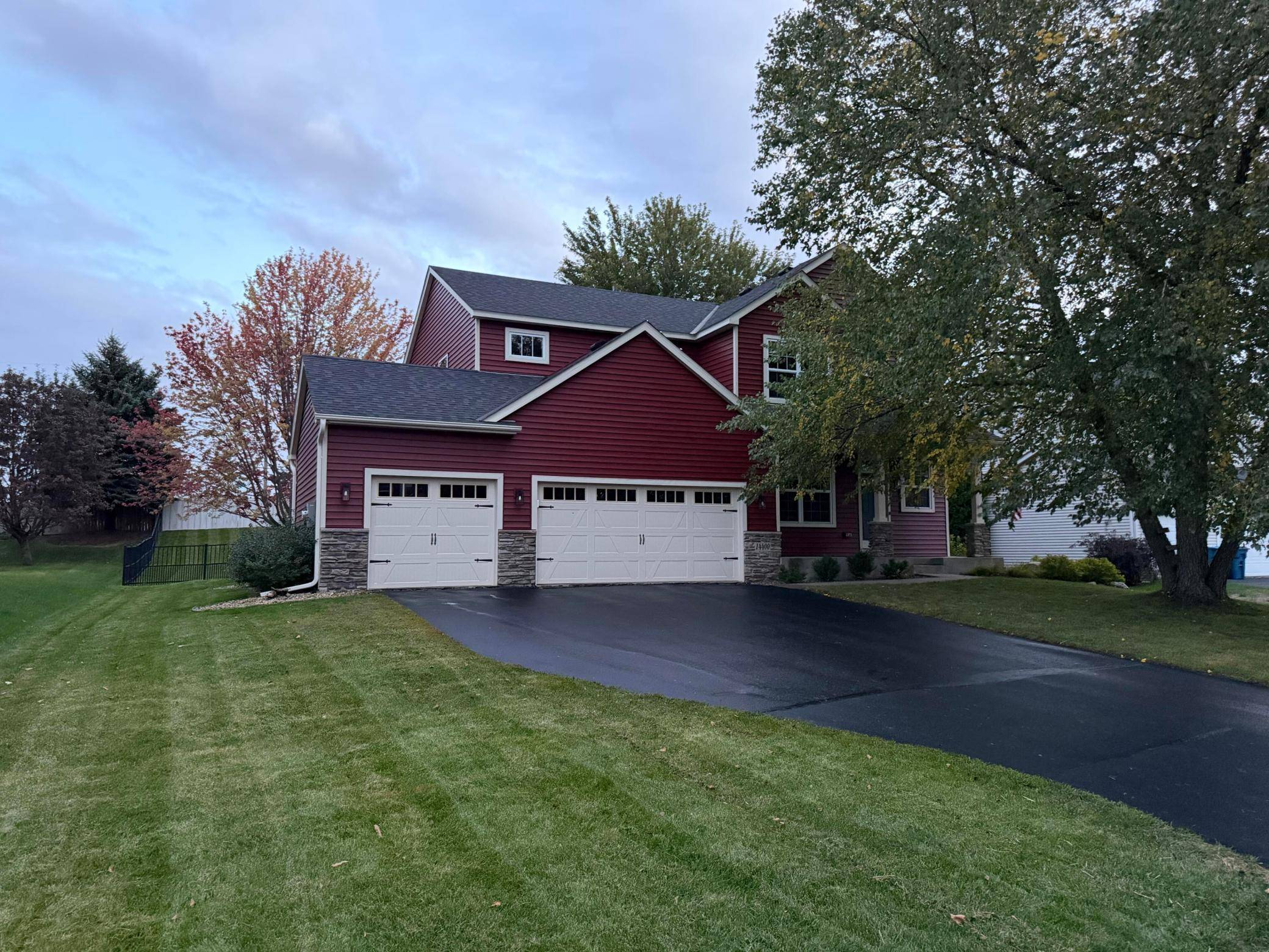 14400 Bayberry CIR, Rosemount, MN 55068