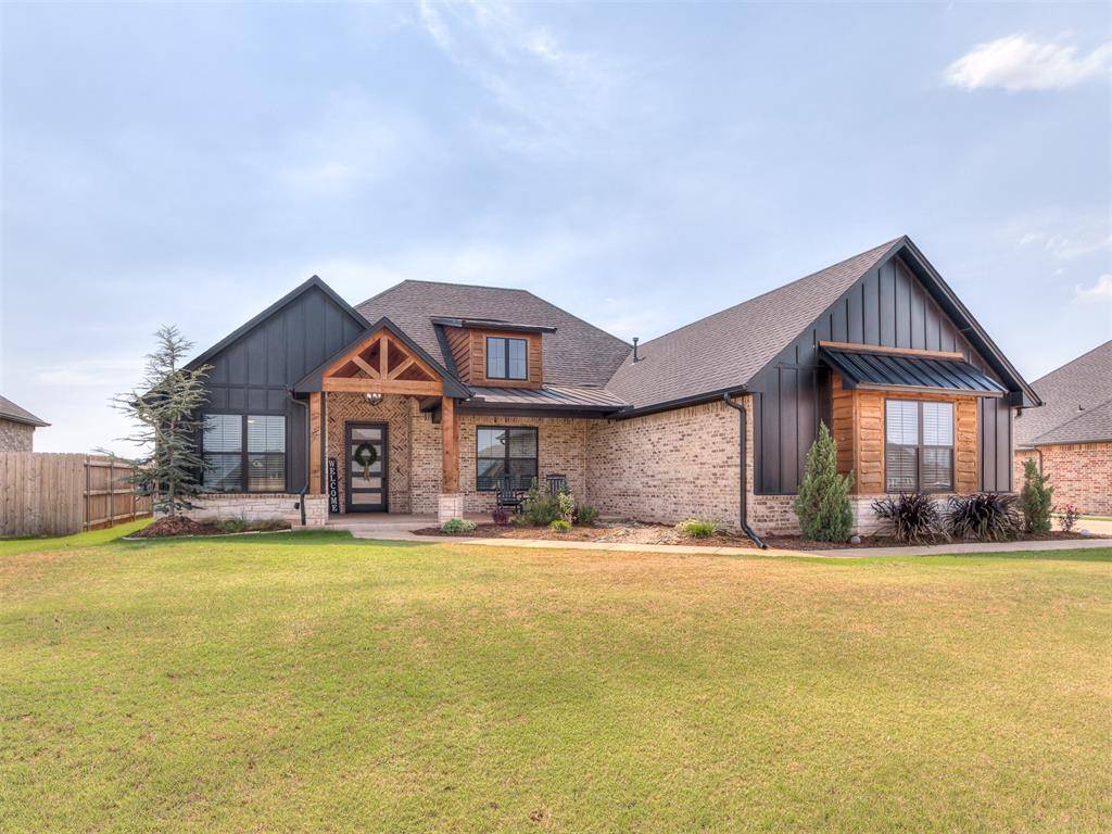 2214 W Cole DR, Mustang, OK 73064