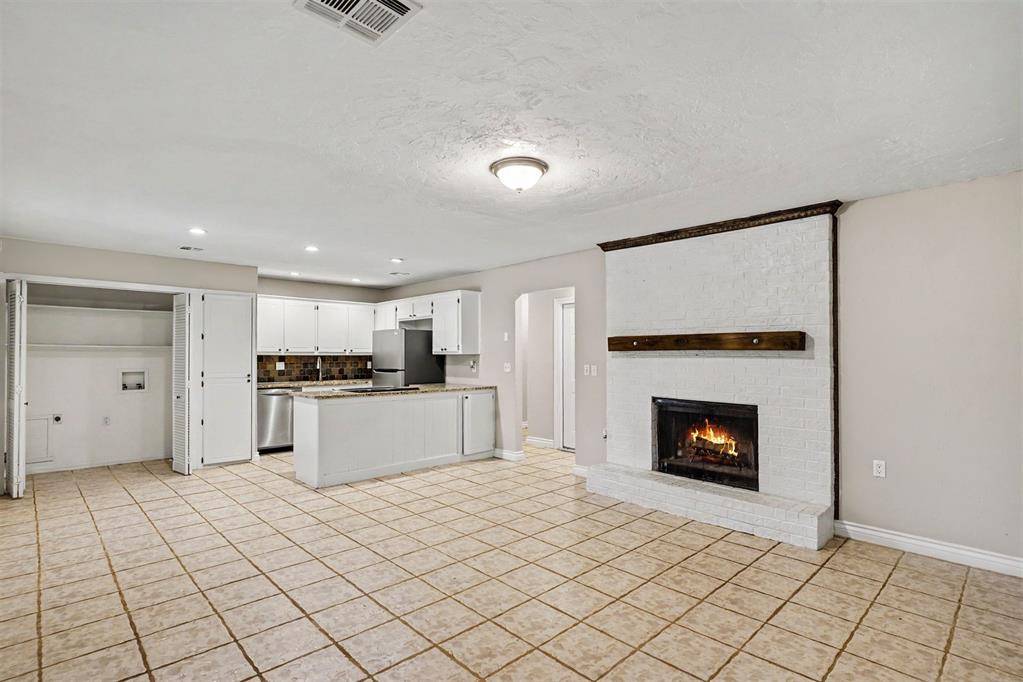 12333 Newgate COR, Yukon, OK 73099