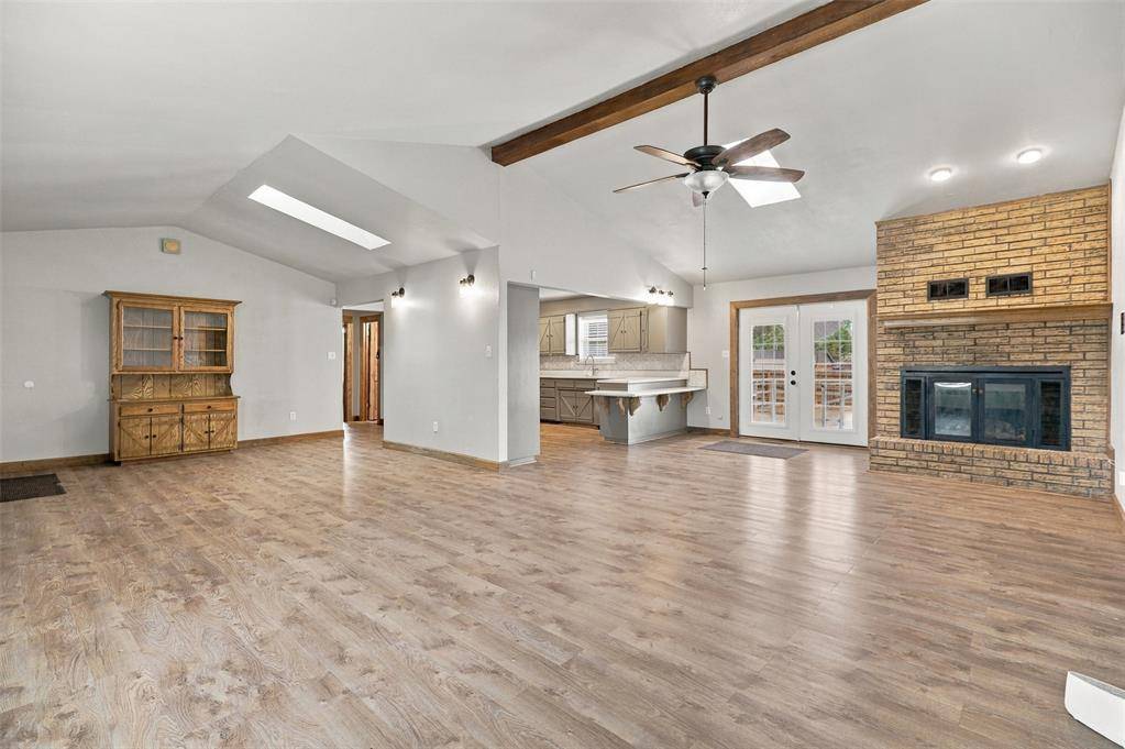 505 S 4th AVE, Stroud, OK 74079