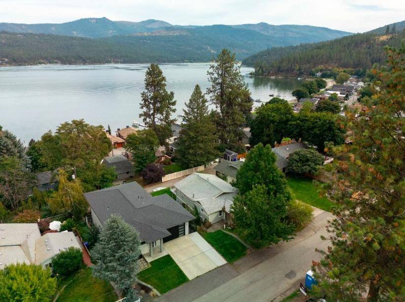 1011 S Wright Blvd, Liberty Lake, WA 99019