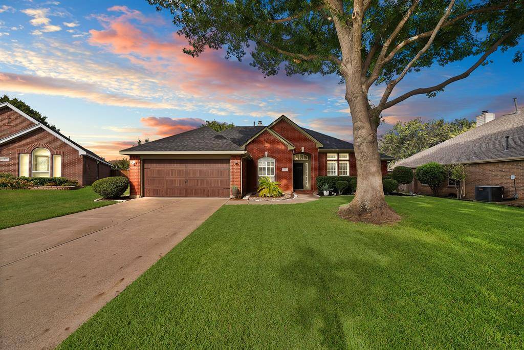 4 Dobree Court, Mansfield, TX 76063