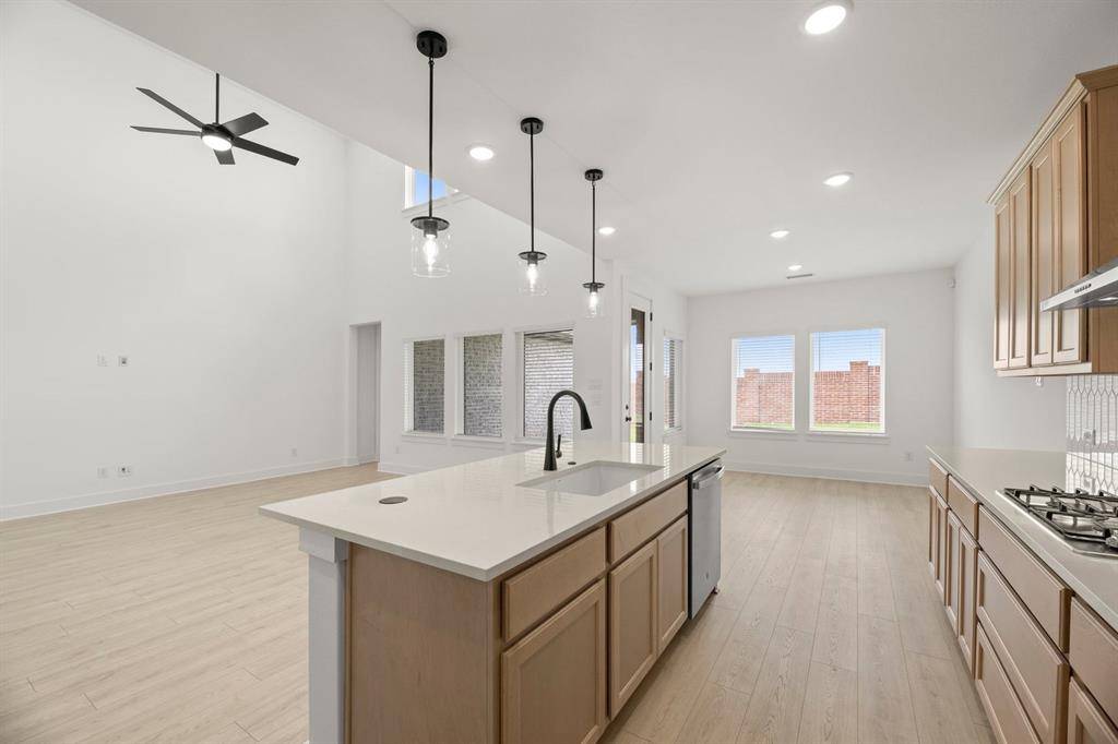 941 Freese Street, Justin, TX 76247