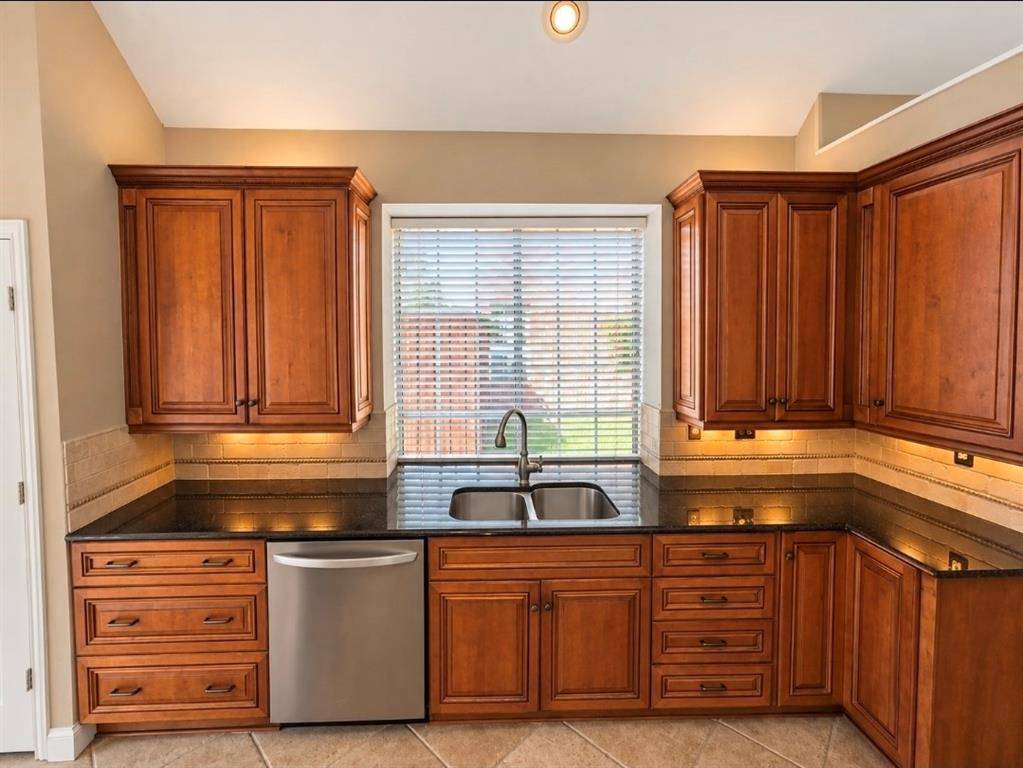 3708 Stockport Drive, Plano, TX 75025