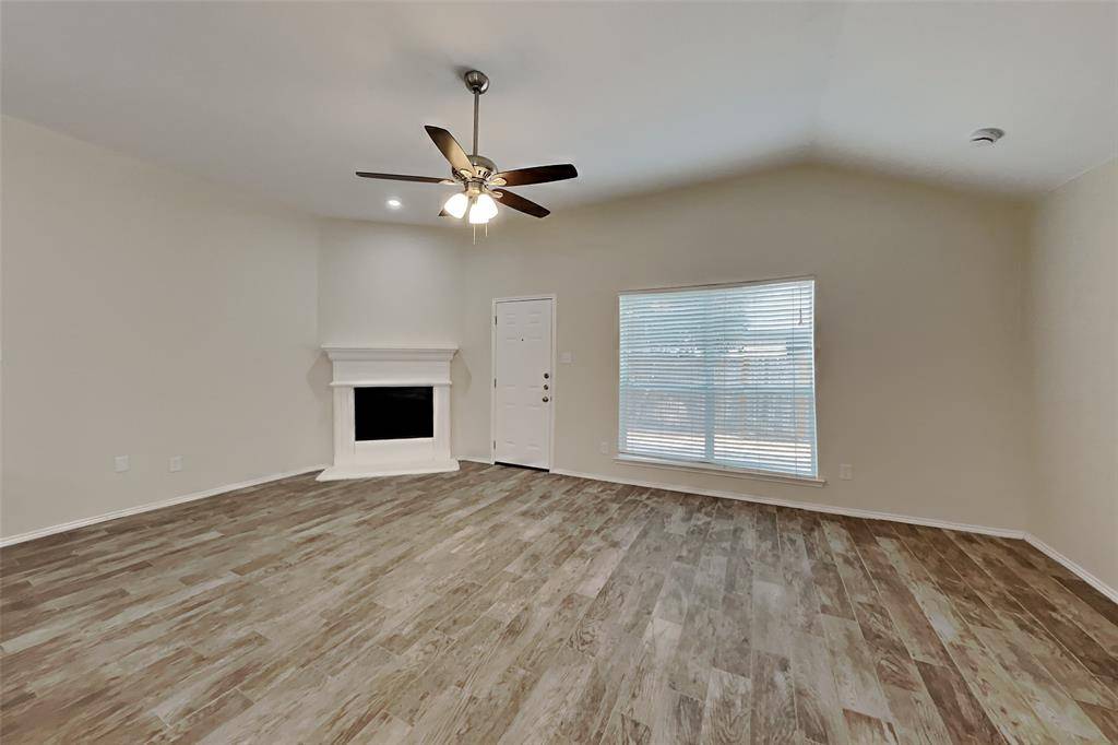 5825 Imes Lane, Fort Worth, TX 76179