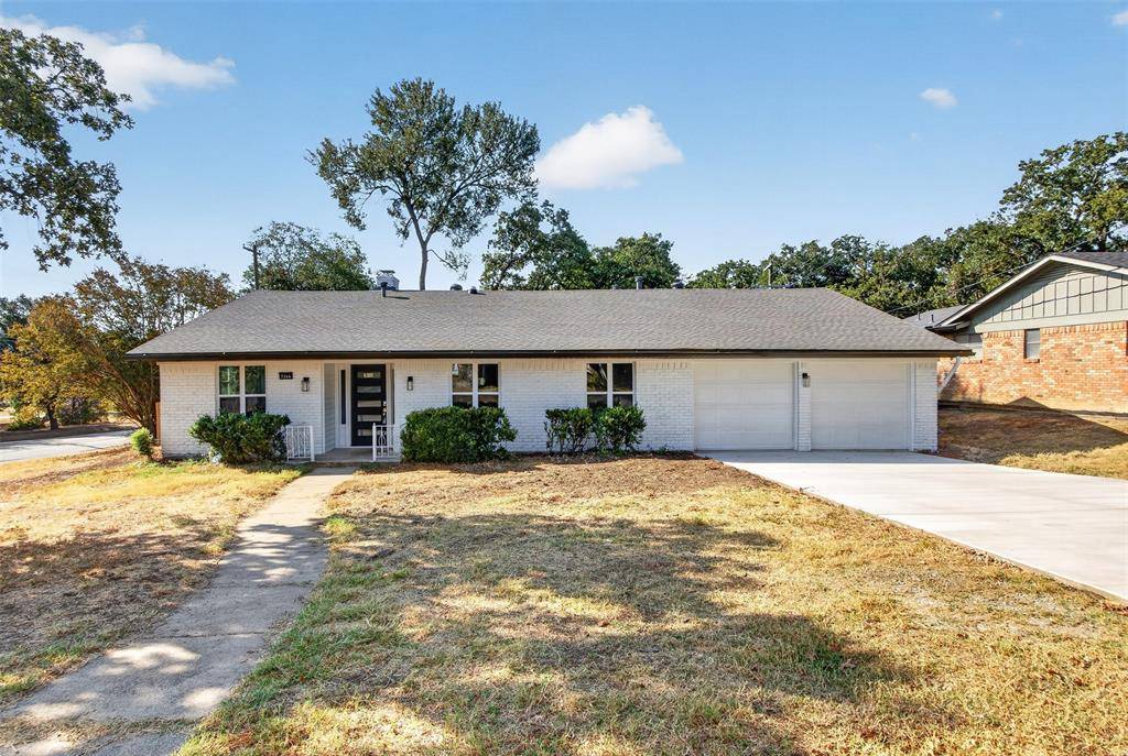 7344 Monterrey Drive, Fort Worth, TX 76112