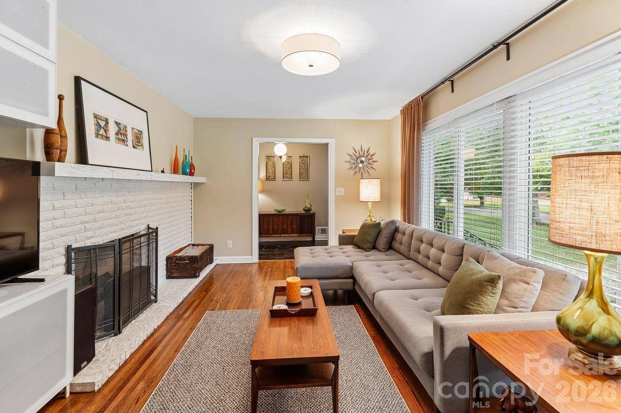 122 Chanticleer CT, Charlotte, NC 28214