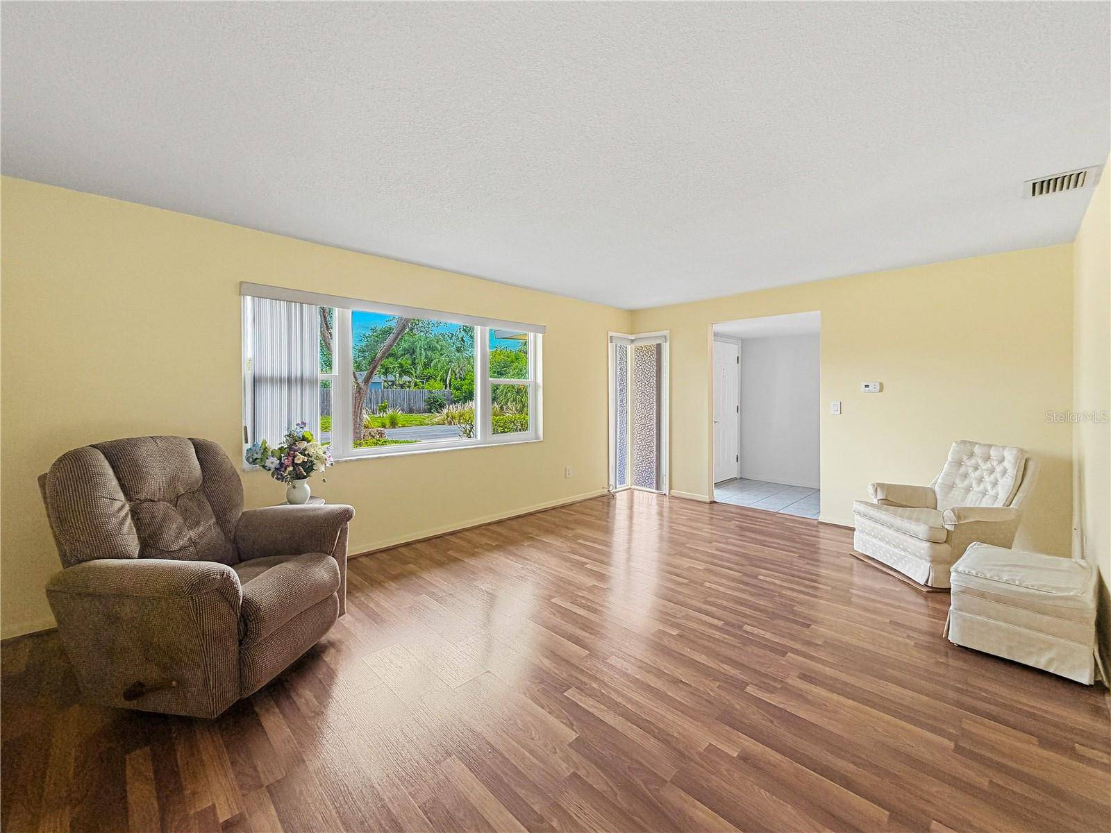 14036 THACHER AVE, Largo, FL 33774