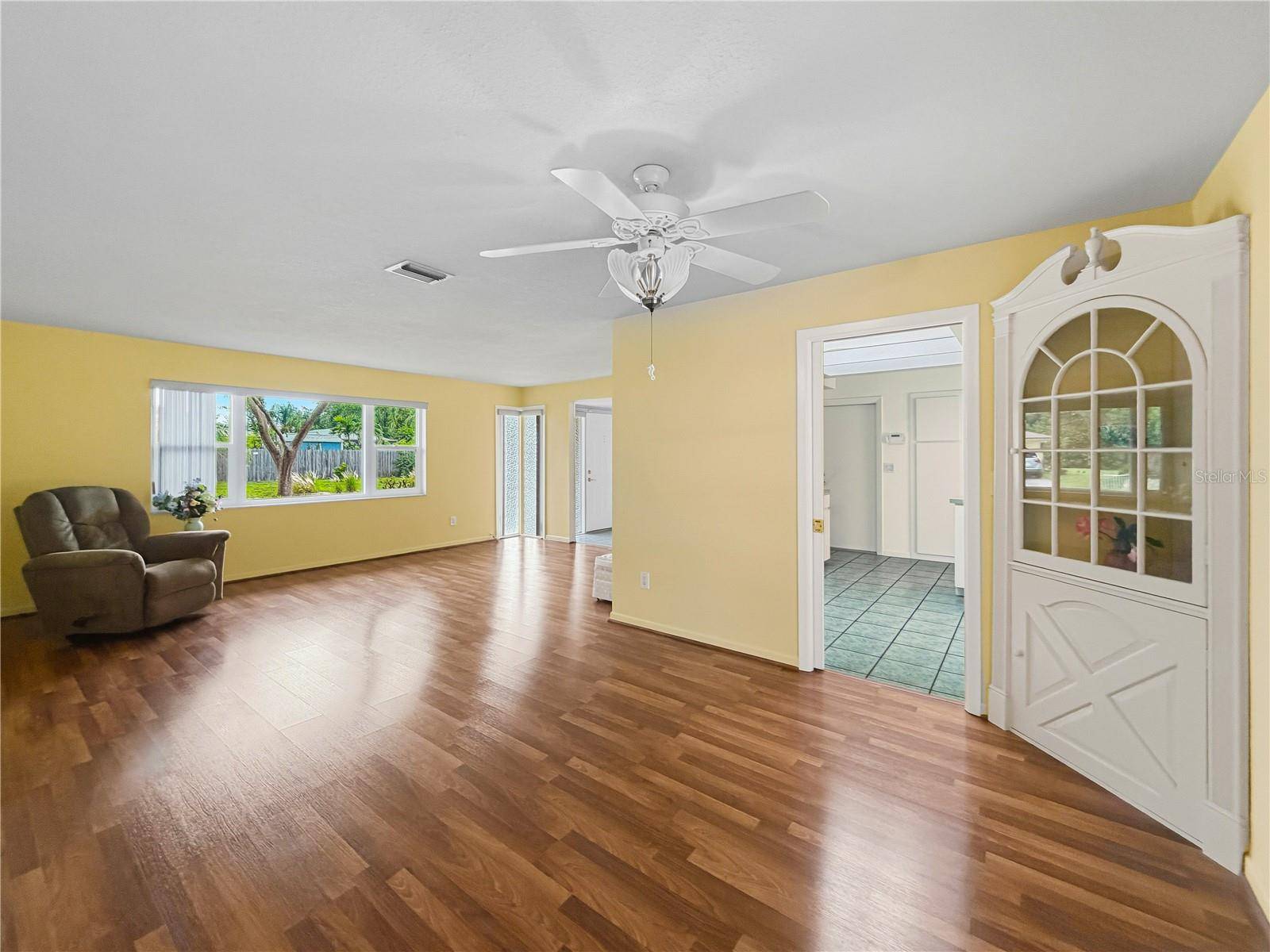 14036 THACHER AVE, Largo, FL 33774
