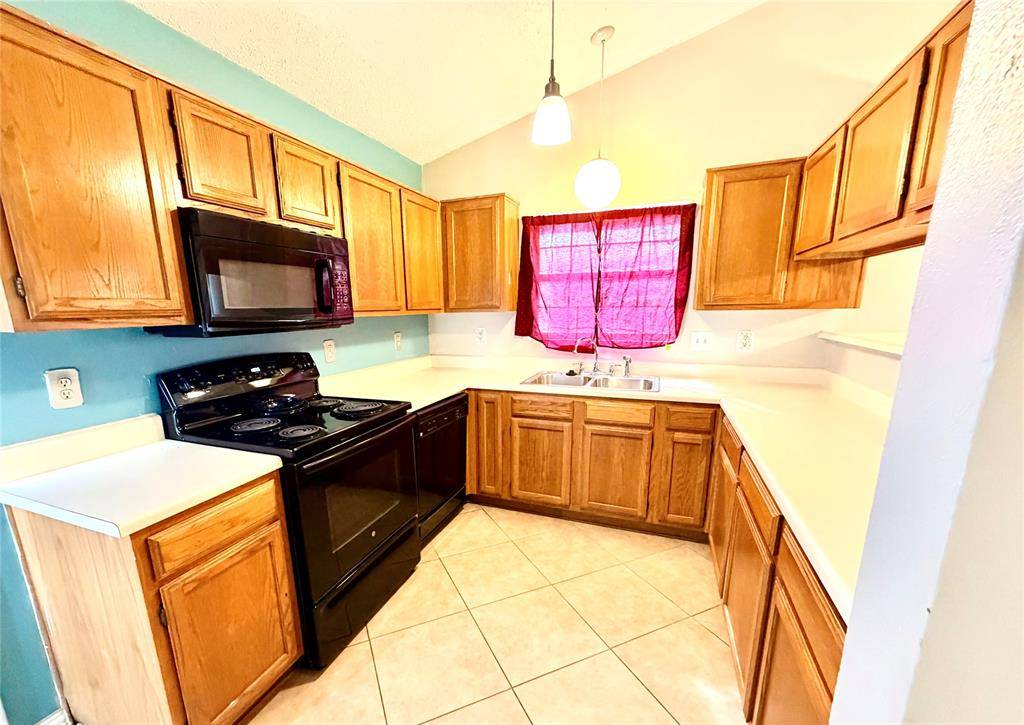 923 Binbrook Drive, Mesquite, TX 75149