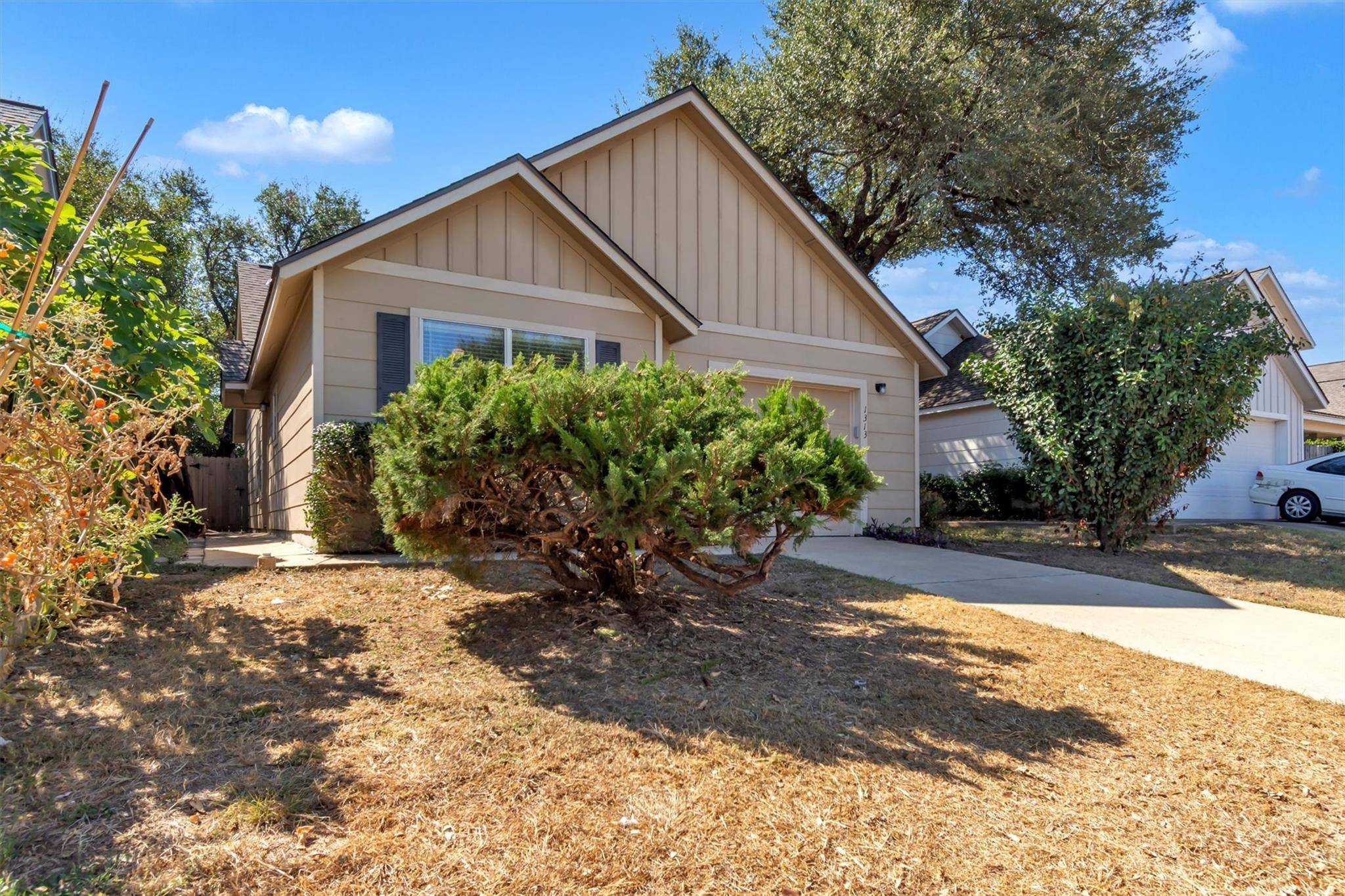 1313 E 3rd ST, Georgetown, TX 78626
