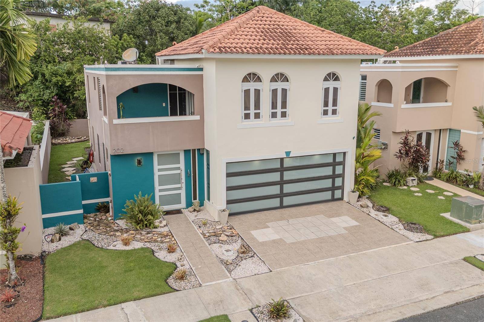 202 FERNANDO DE ARAGON, Dorado, PR 00646