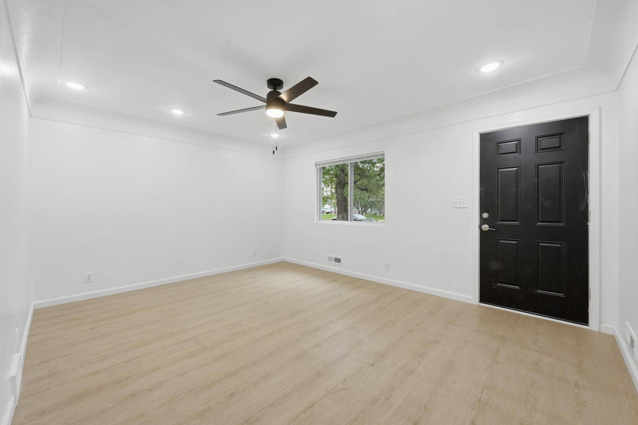 113 1st ST N, Waite Park, MN 56387
