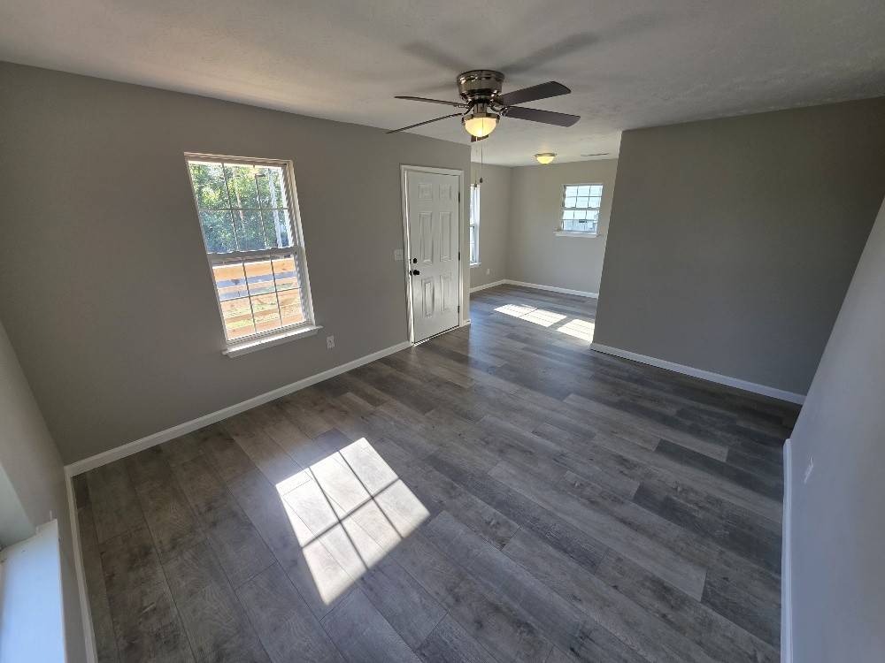 103 Hall St, Hartsville, TN 37074