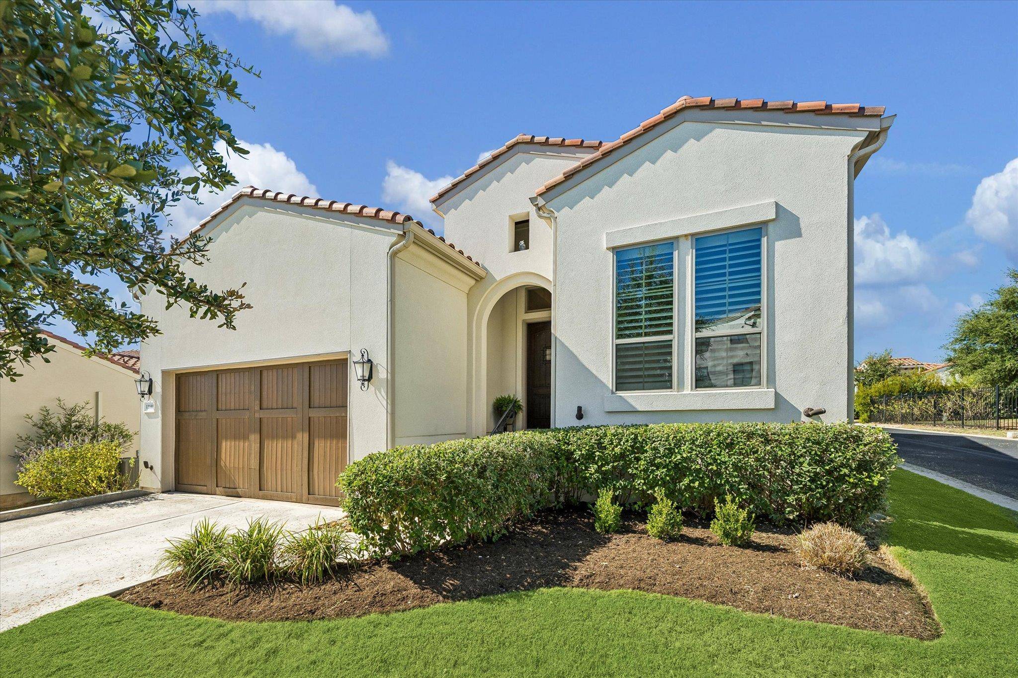 12105 Beautybrush DR, Austin, TX 78738