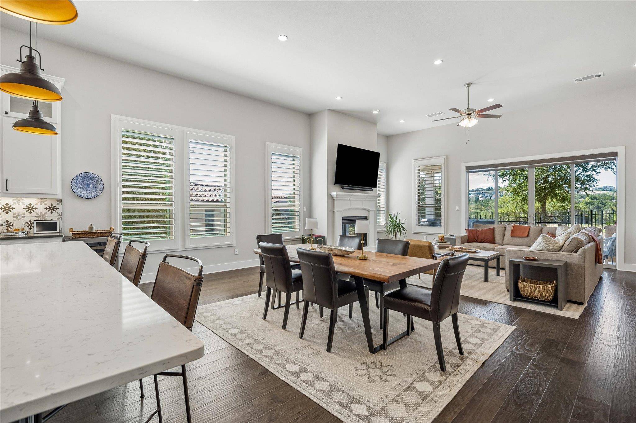 12105 Beautybrush DR, Austin, TX 78738